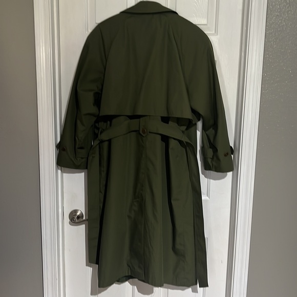 Vintage women’s trenchcoat with removable lining - Picture 4 of 8
